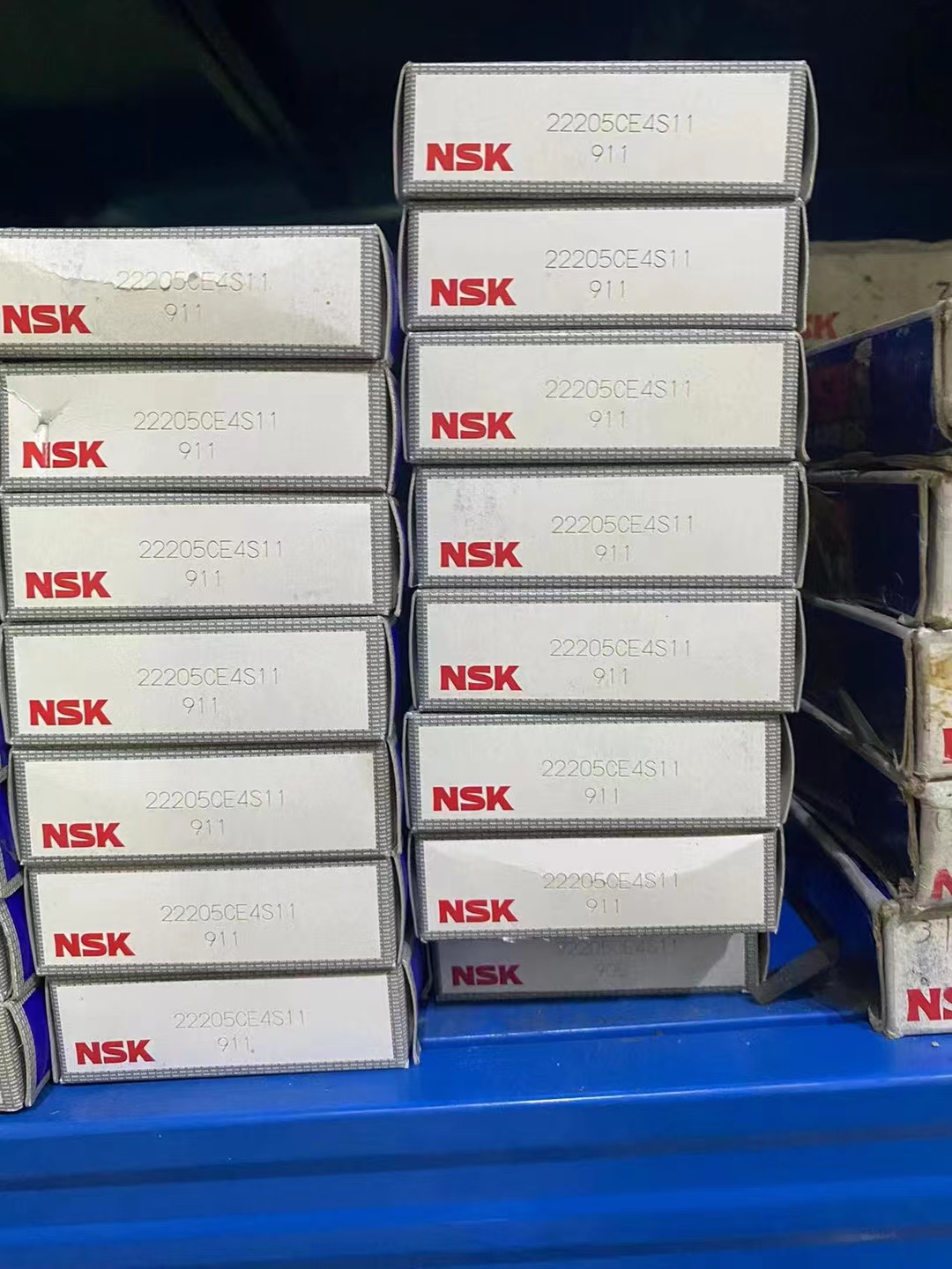 NSK 22205CE4S11